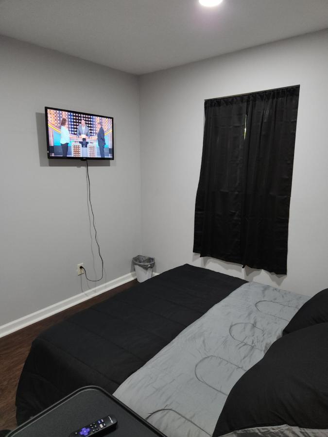 5 Min From Downtown Indy Apartment Индианаполис Екстериор снимка