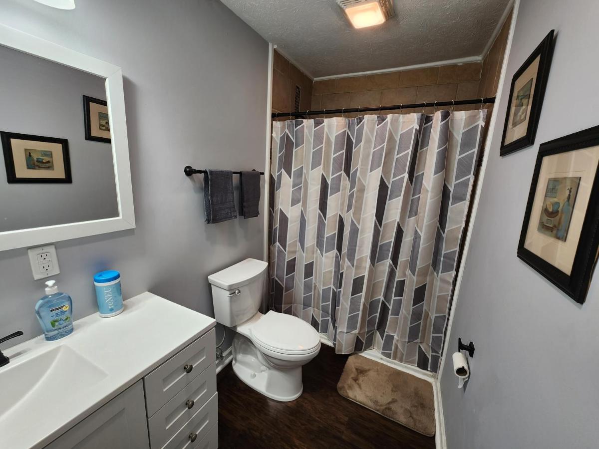 5 Min From Downtown Indy Apartment Индианаполис Екстериор снимка
