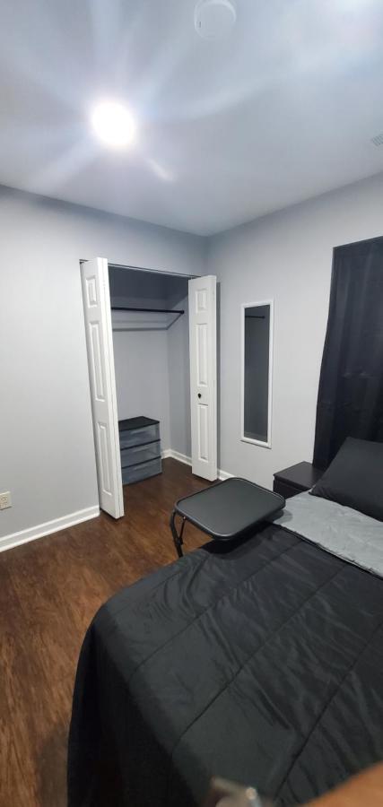 5 Min From Downtown Indy Apartment Индианаполис Екстериор снимка