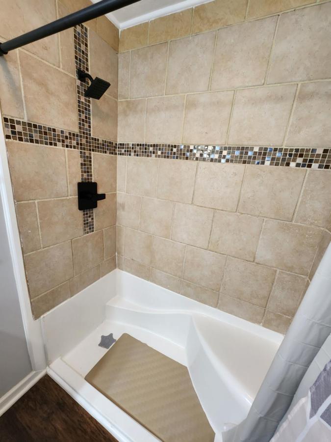 5 Min From Downtown Indy Apartment Индианаполис Екстериор снимка